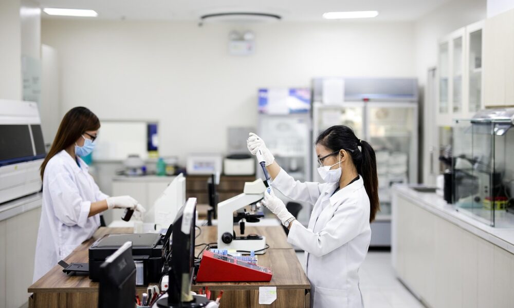 Top 5 Medical Office Phone Systems 2024: Prices & Features